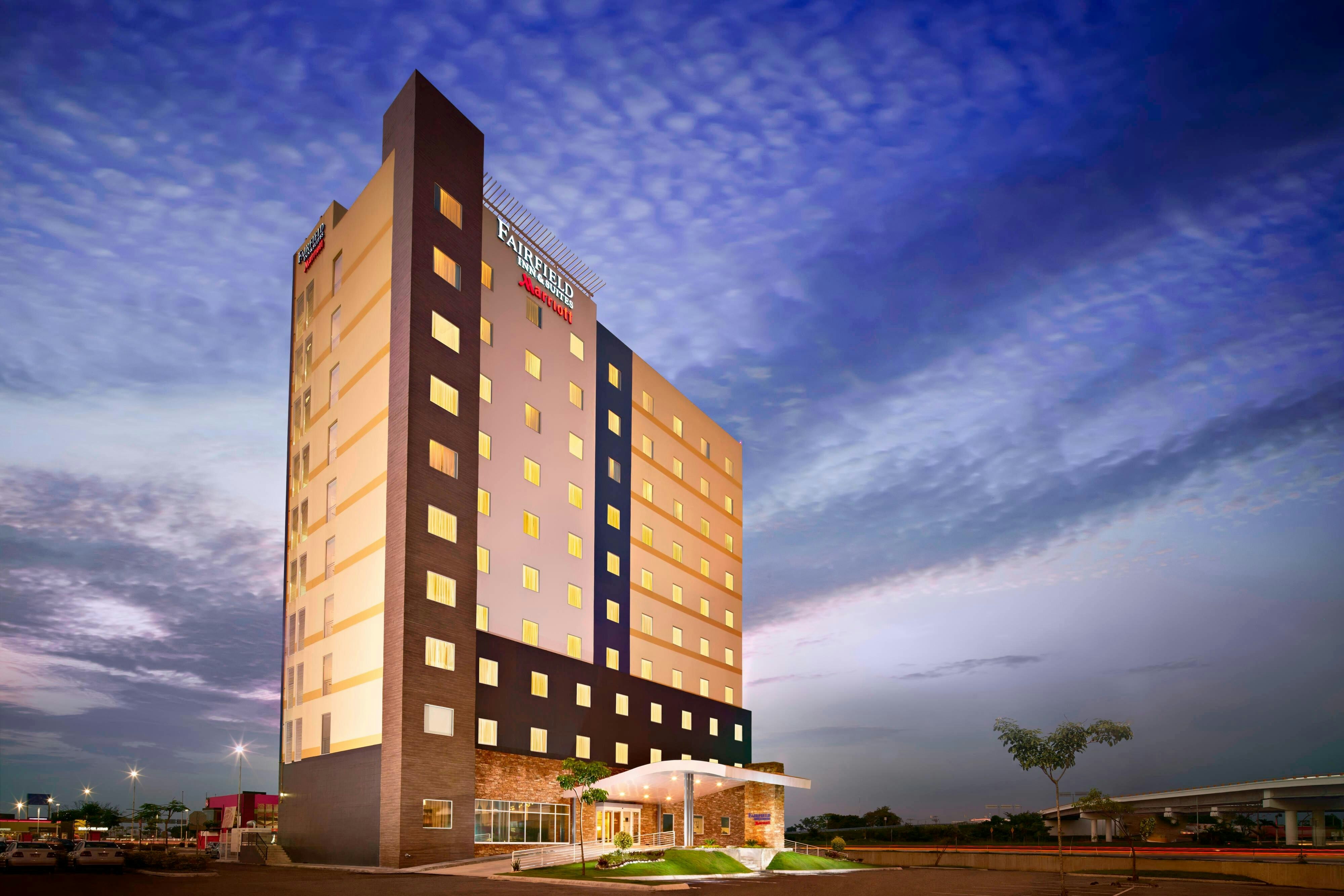 Fairfield Inn Suites By Marriott Villahermosa Tabasco 2/36