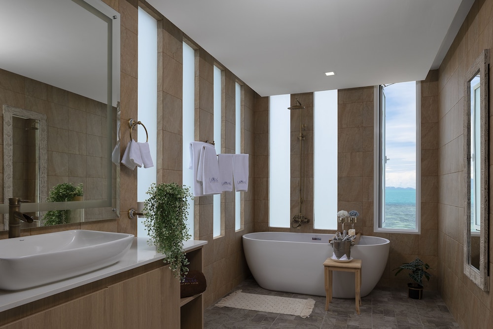 Suite, Villa, King Bed, Sea View