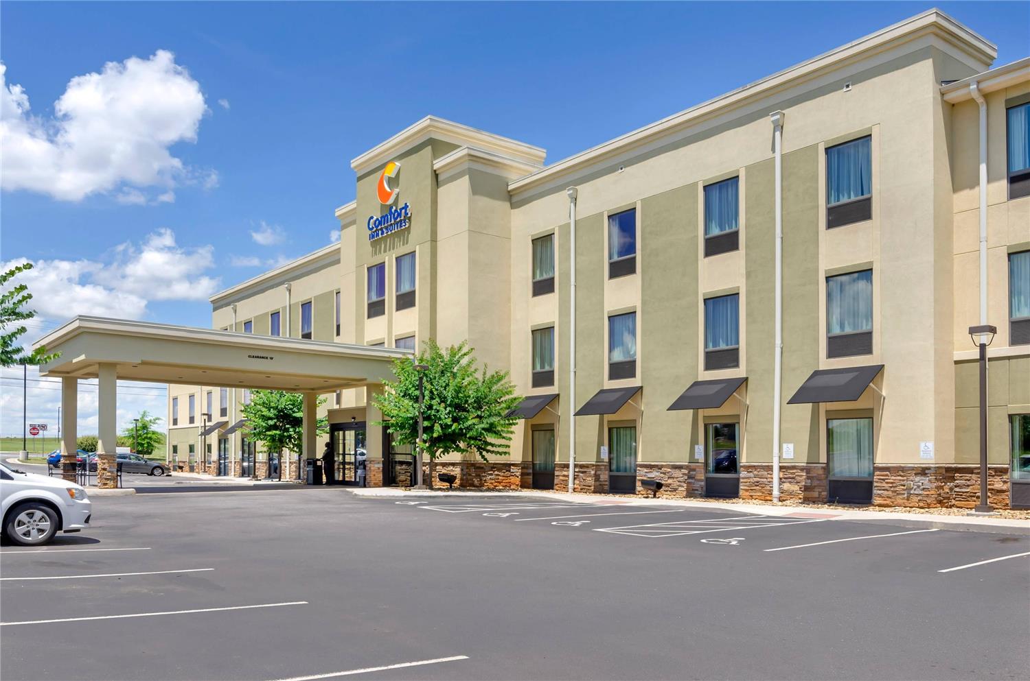 Comfort Inn & Suites Lynchburg Airport - University Area 37/40