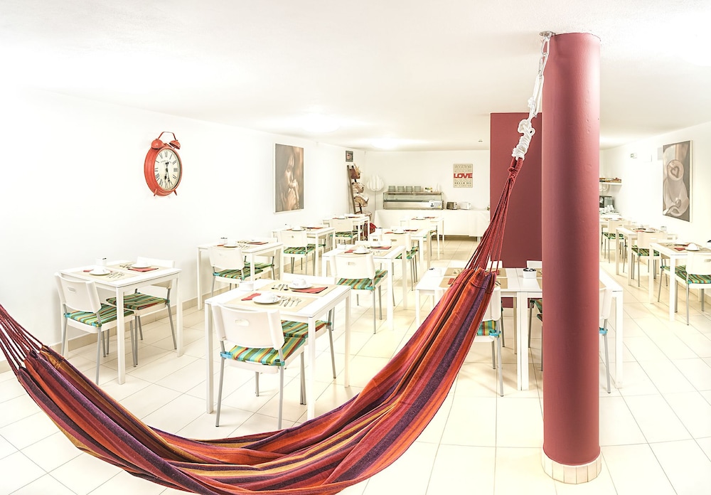 MARETA BEACH BOUTIQUE BED AND BREAKFAST 37/52