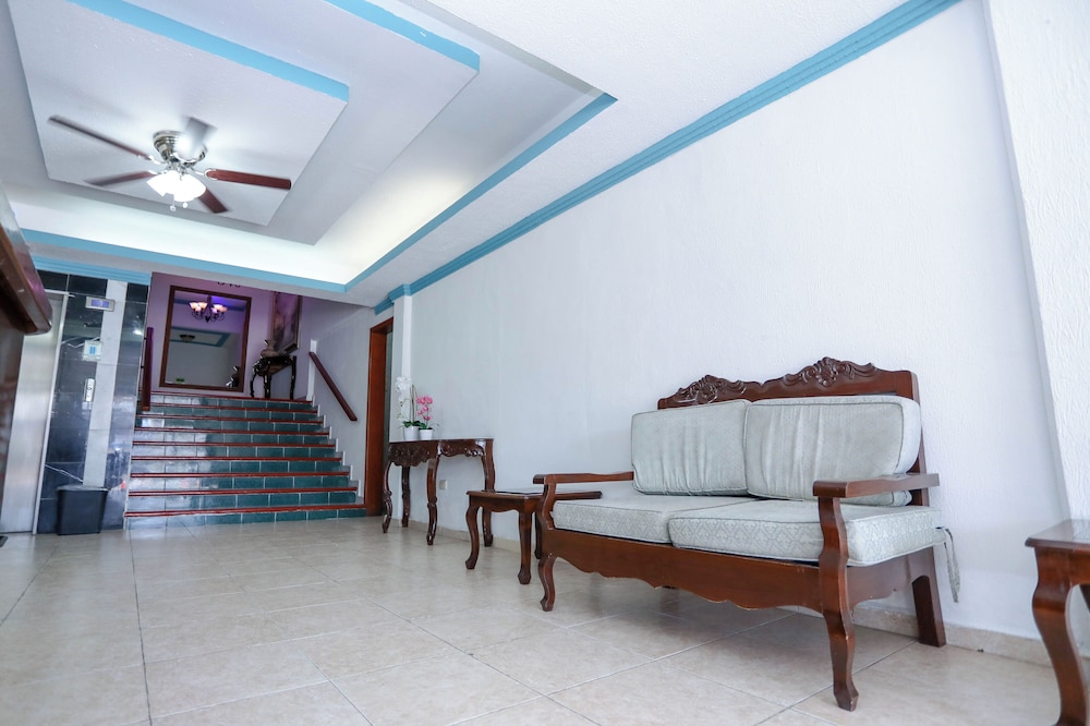 Hotel Avenida Cancun 40/50