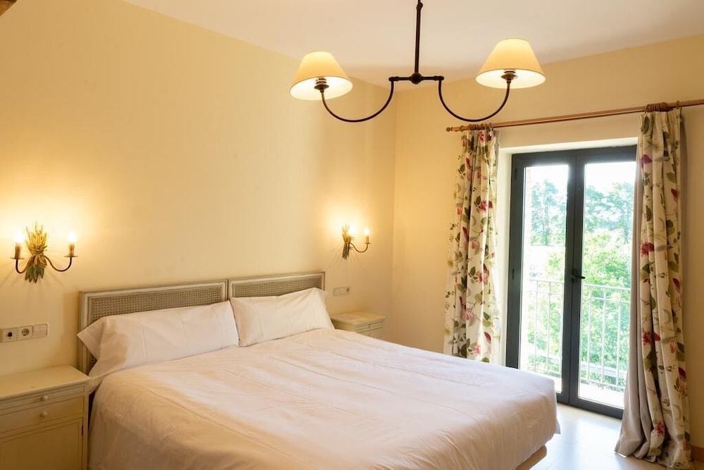 Hotel Villa Marcilla 12/67