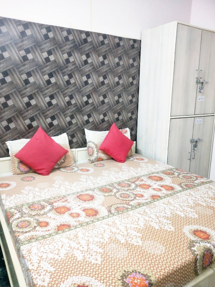 Abode Homestay 21/30