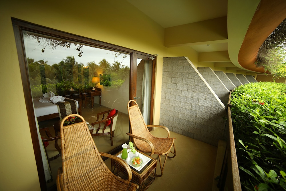 Uday Suites 23/50