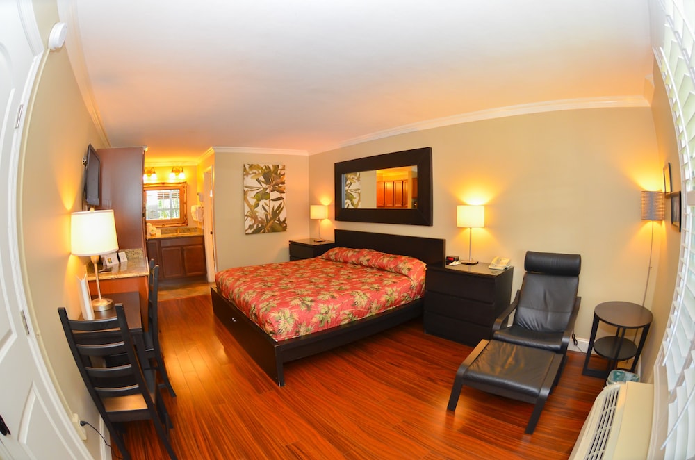 Gulfcoast Inn Naples 26/42