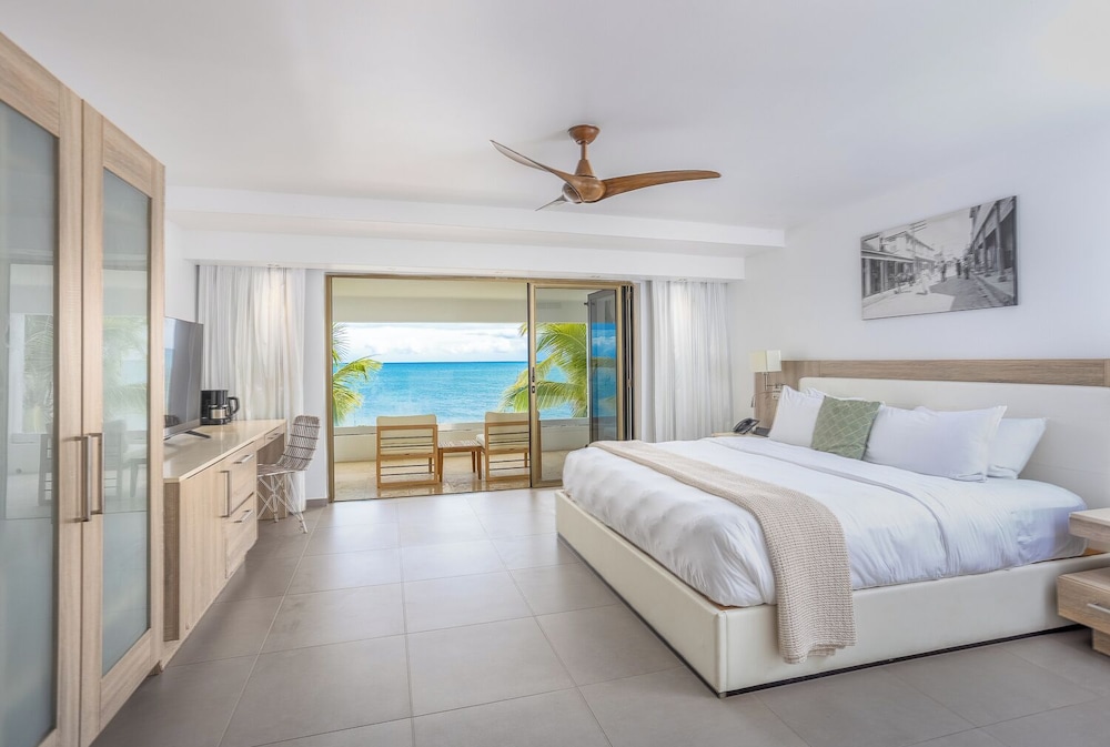 Studio, Suite, King Bed, Ocean Front، Hodges Bay Resort & Spa, an HQ Luxury Resort & Residences 9/10