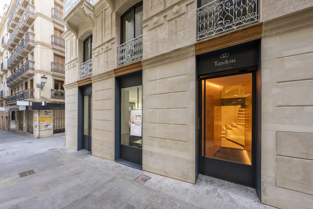 Tandem Portico Alicante Suites 2/35