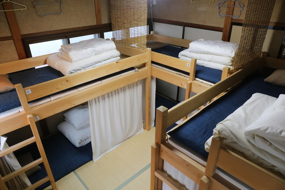 Guesthouse Tomaru 8/37