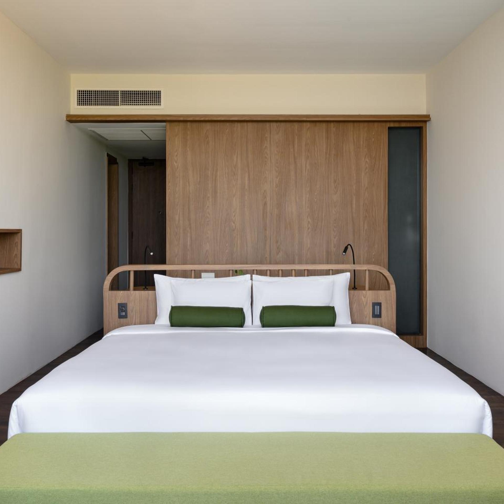 Neera Retreat Hotel 14/50