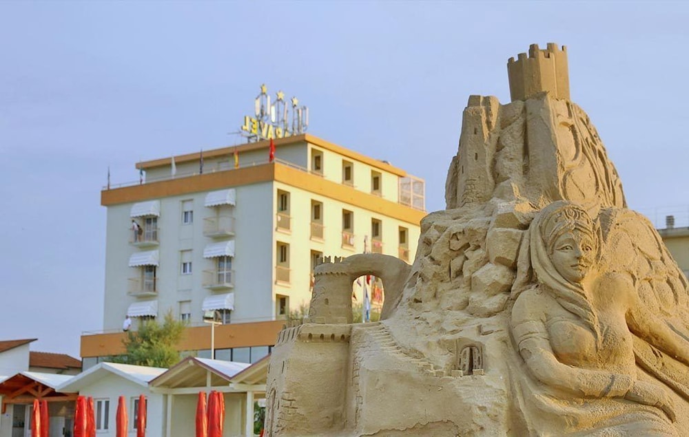 Hotel Caravel 6/50