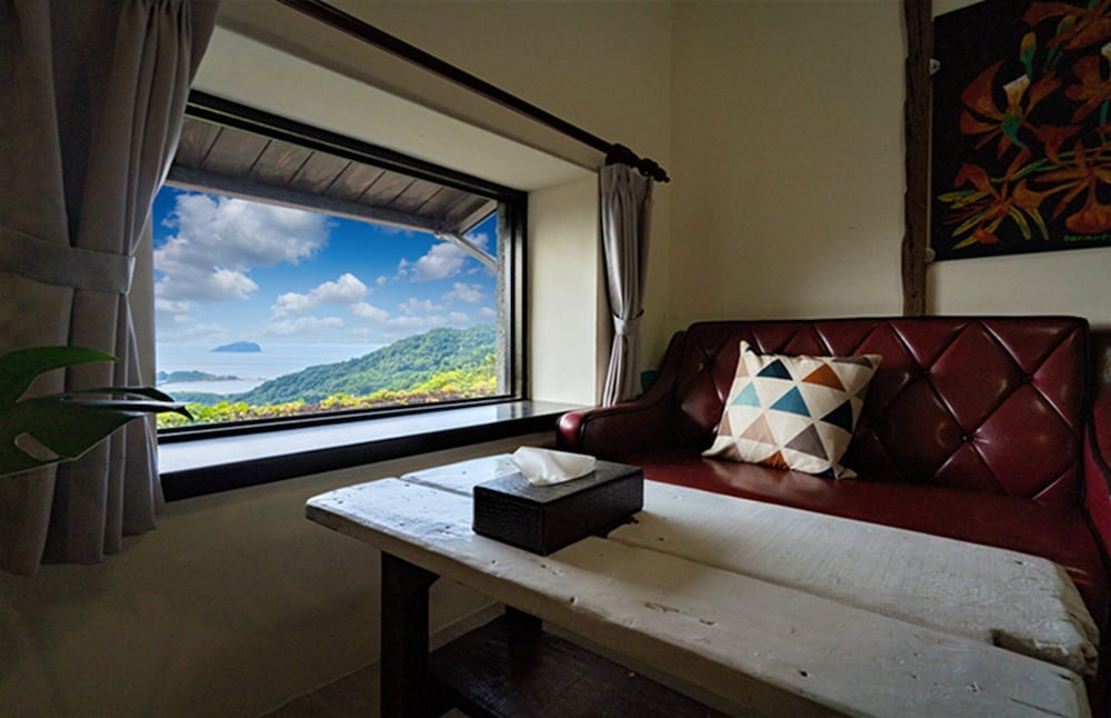 Sunnyroom 45/77