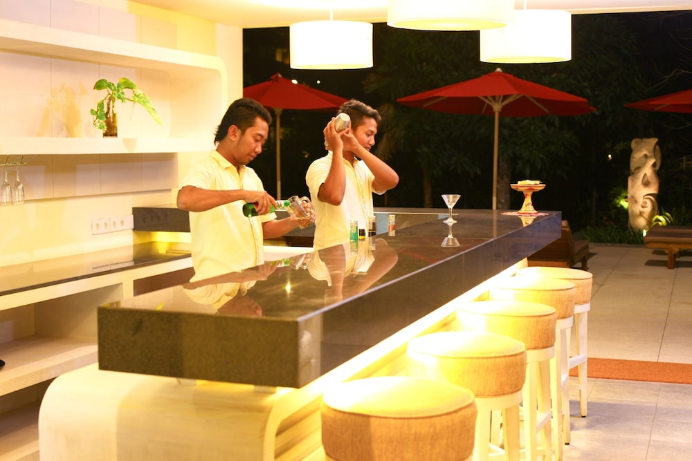 Labak River Hotel 12/71
