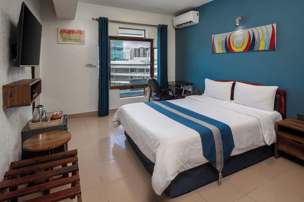 Hotel Raha Tower 20/58