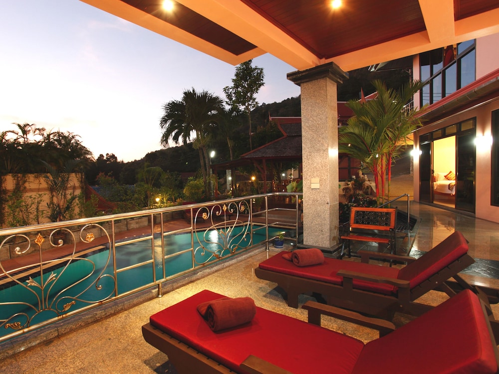KATA SEA VIEW VILLAS 37/39