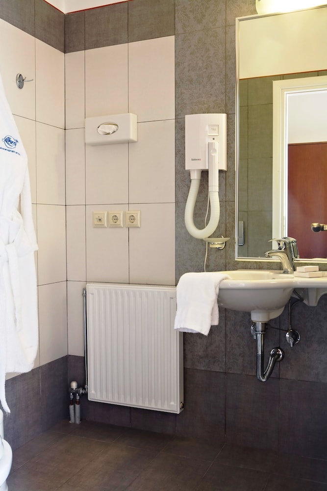 Alkyon Hotel Resort and Spa 77/77