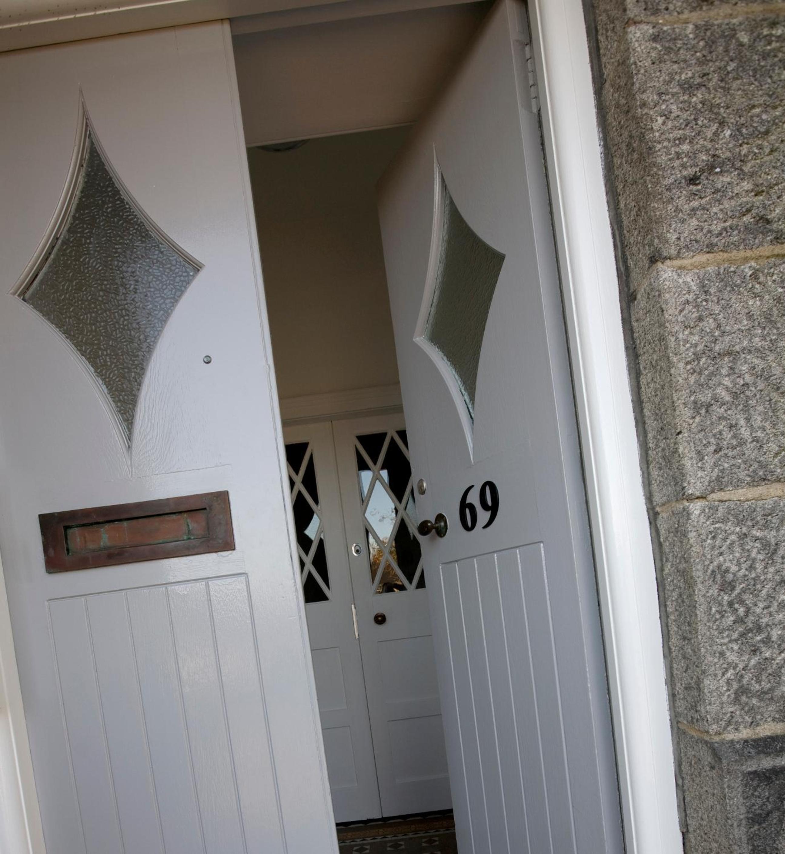 Aberdeen Serviced Apartments - The Lodge 3/13