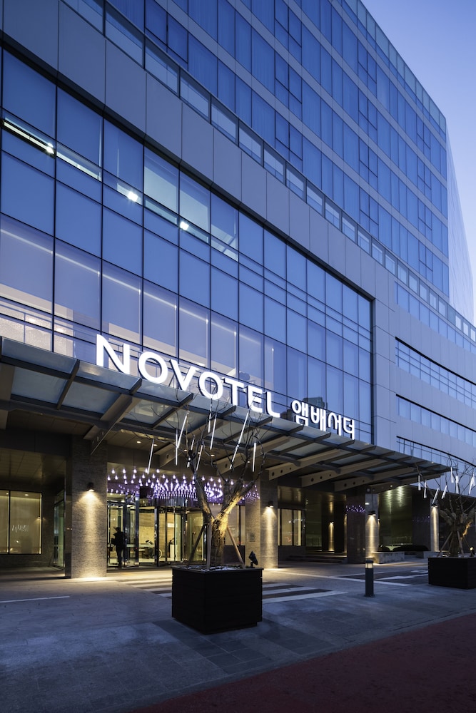 Novotel Ambassador Suwon 63/69