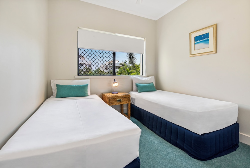 3 BEDROOMS, APARTMENT, MIDDLE FLOOR