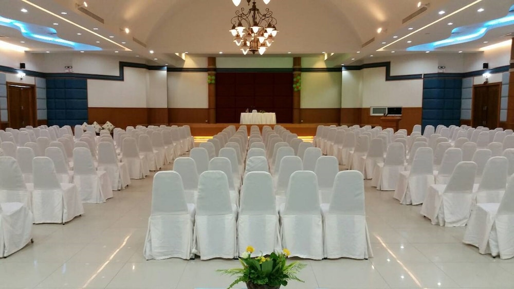 Chaolao Tosang Beach Hotel 47/60