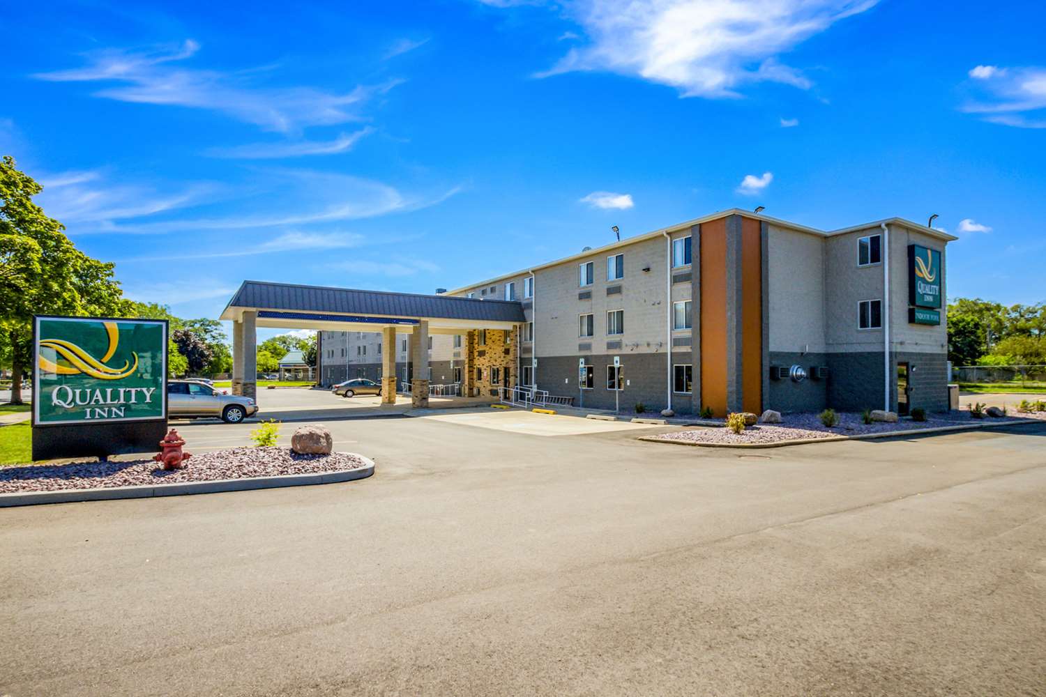 AmericInn by Wyndham Madison WI 12/14