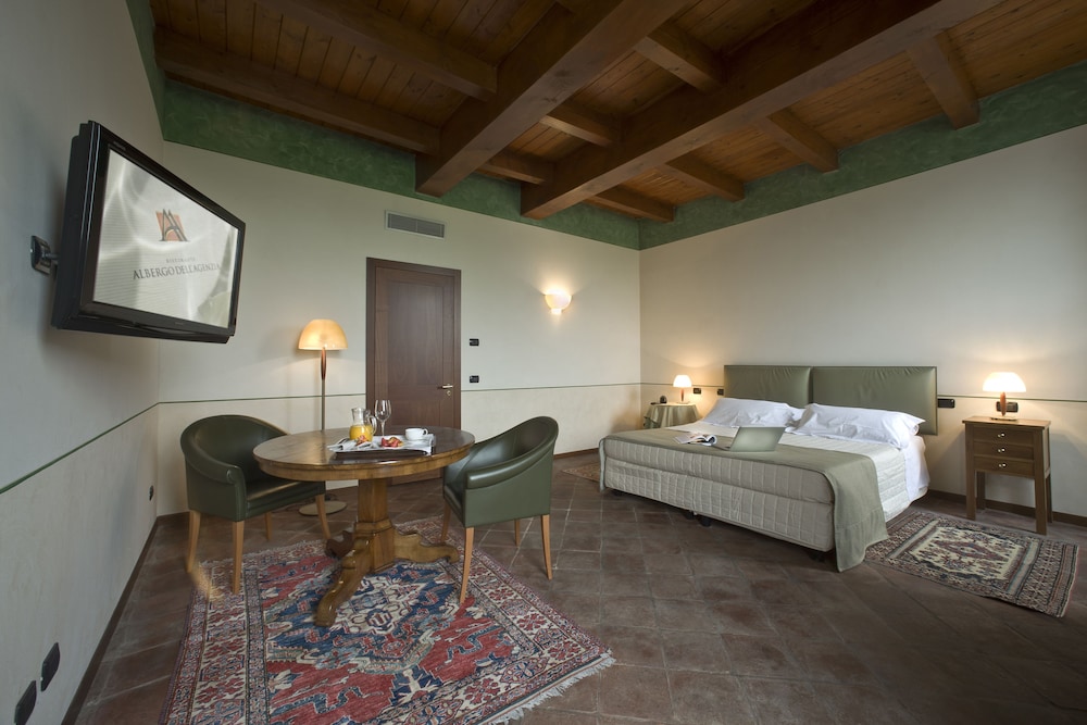 Albergo dell Agenzia 19/76