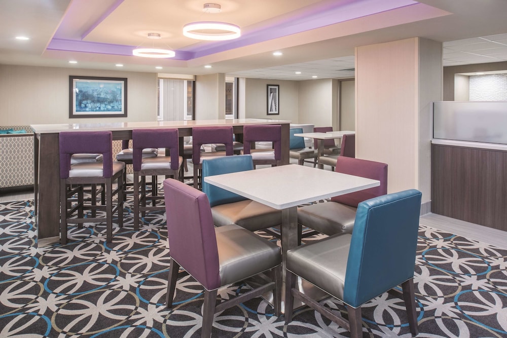 La Quinta Inn And Suites By Wyndham Festus - St. Louis South 37/42