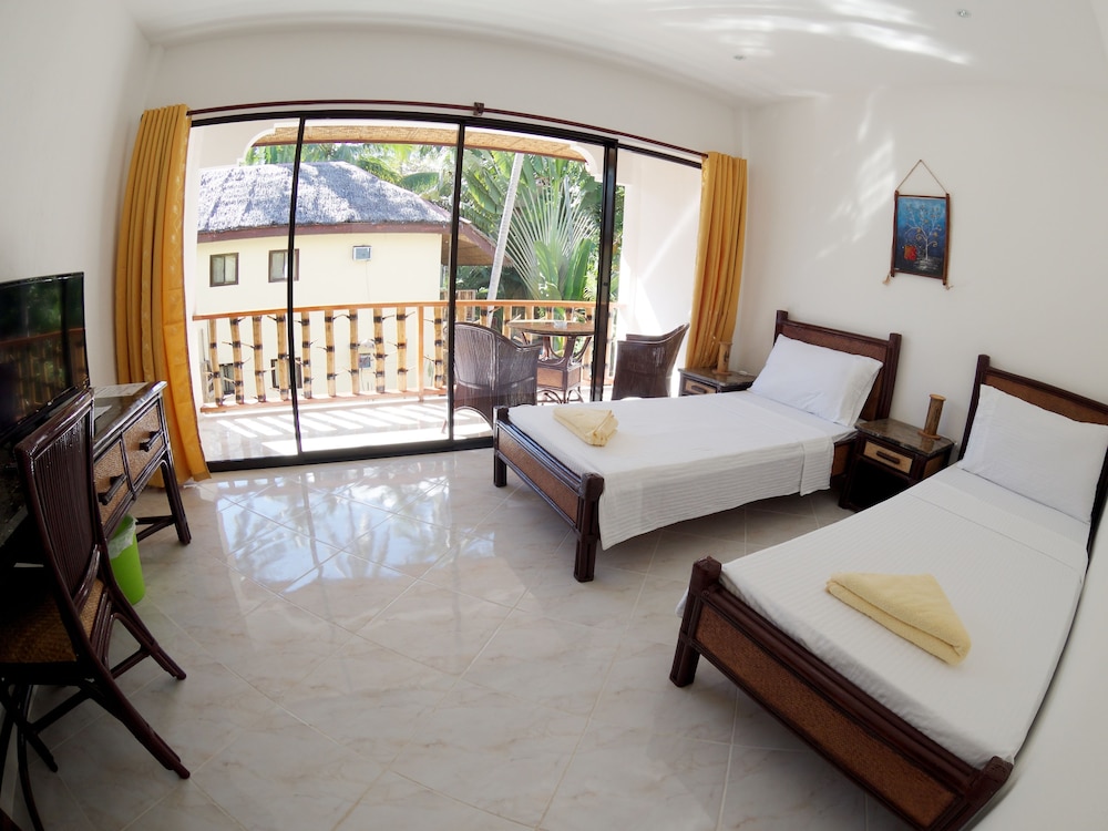 Alona Vida Beach Resort 31/64