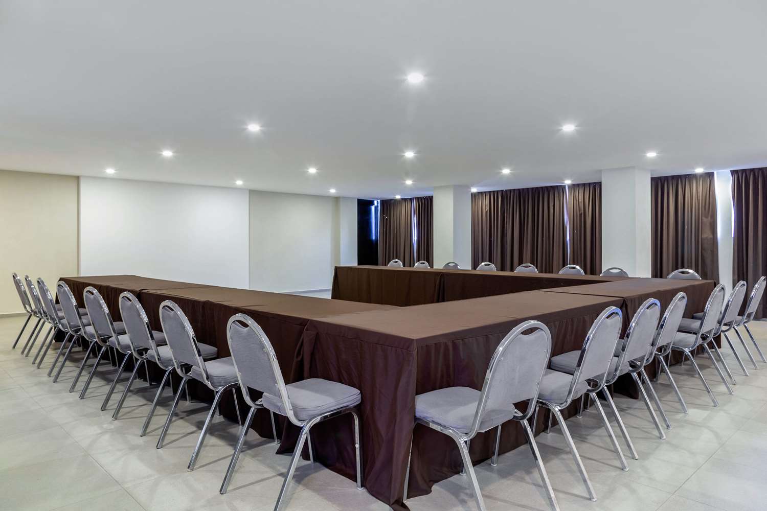 Comfort Inn San Luis Potosi 28/34