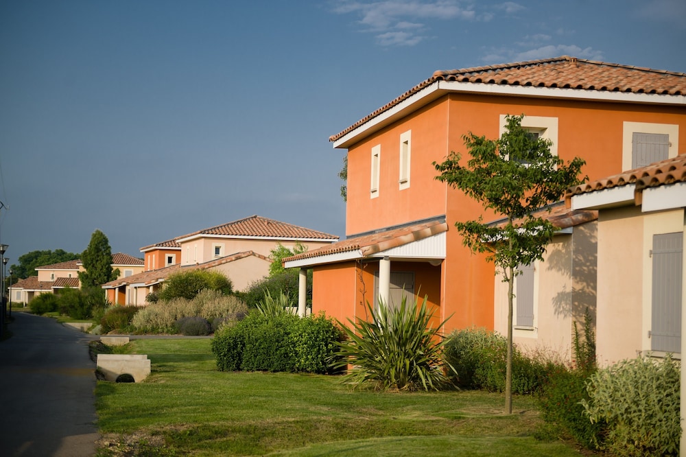 Le Domaine Du Golf 46/50