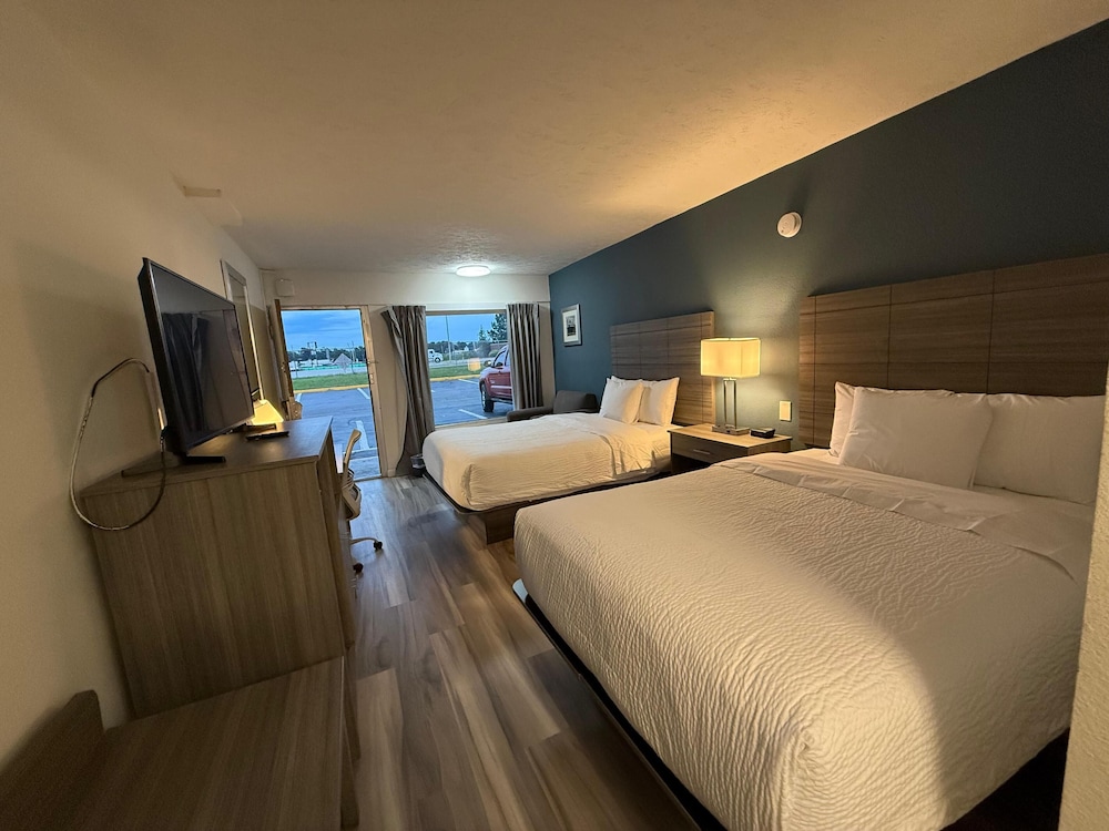 Baymont by Wyndham Lumberton NC 17/52
