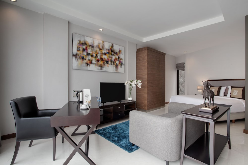 Sawana Suites 21/25