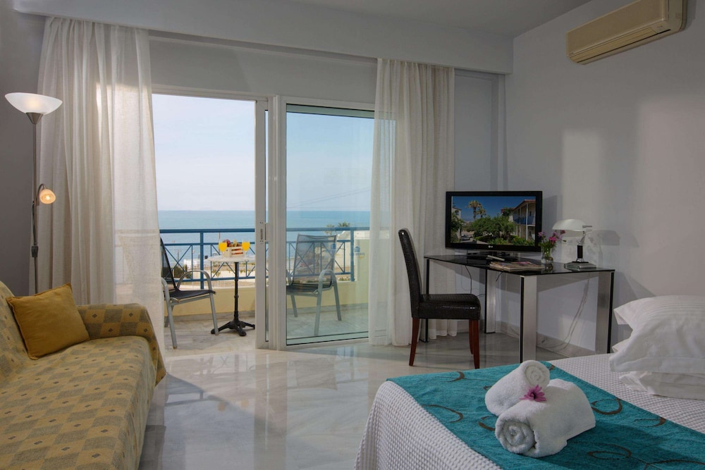 Rethymno Mare Royal And Waterpark 24/50