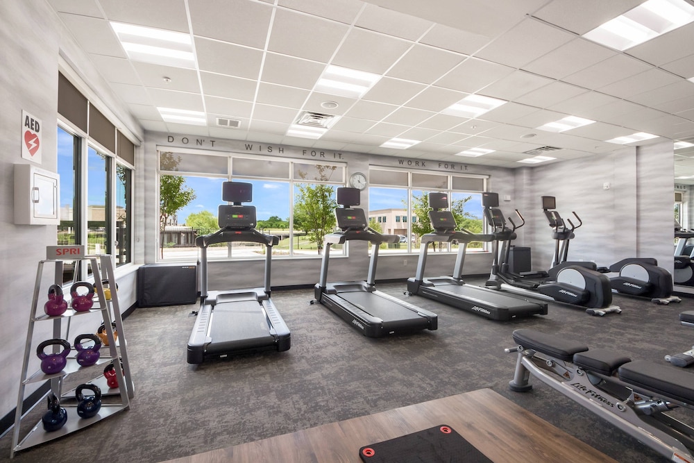 Fairfield Inn & Suites By Marriott Dallas Plano/Frisco 22/42