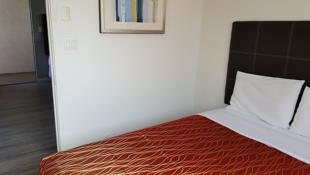 The Guest Harbor Inn - Port of Los Angeles San Pedro 17/31