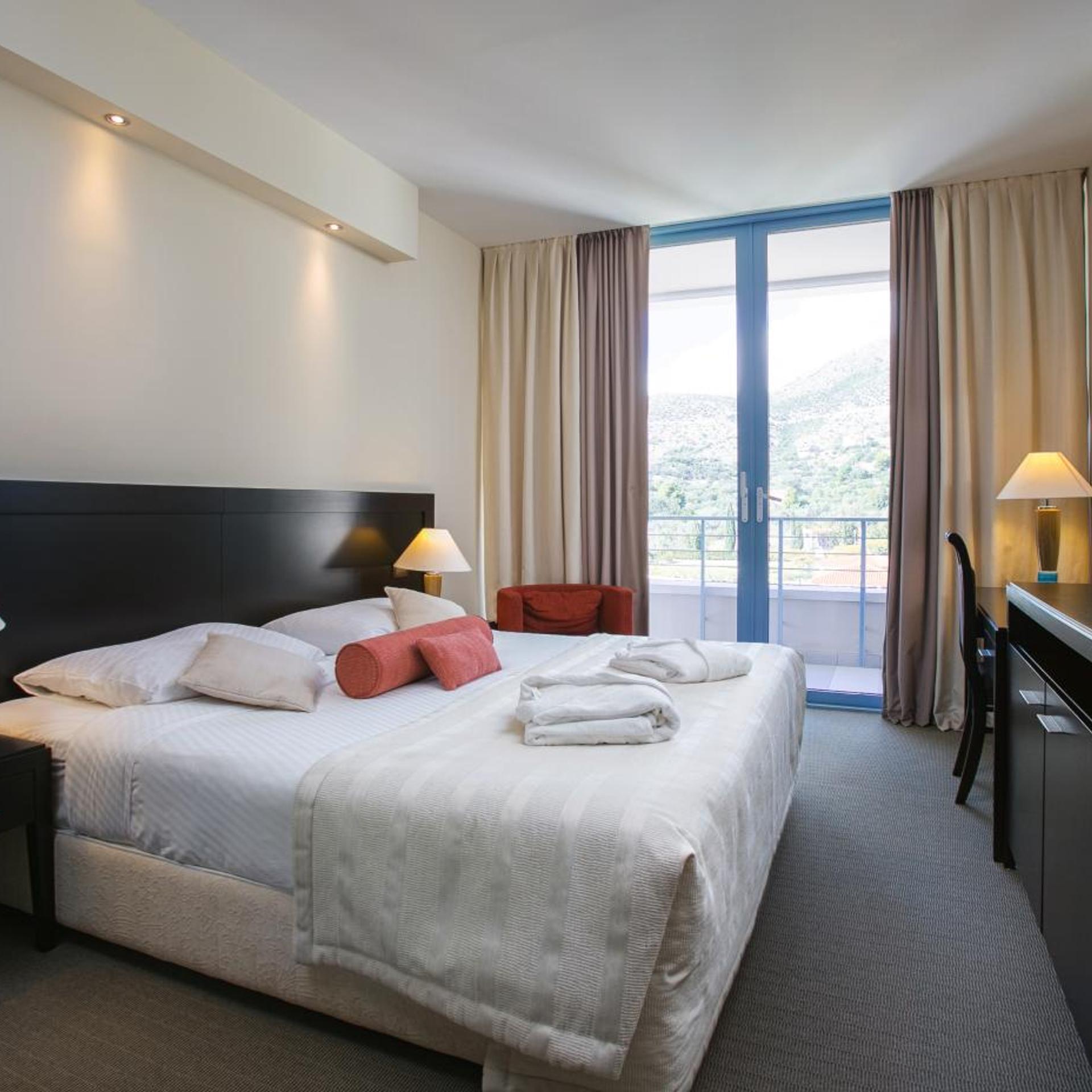 2 Bedrooms, Suite, Sea View