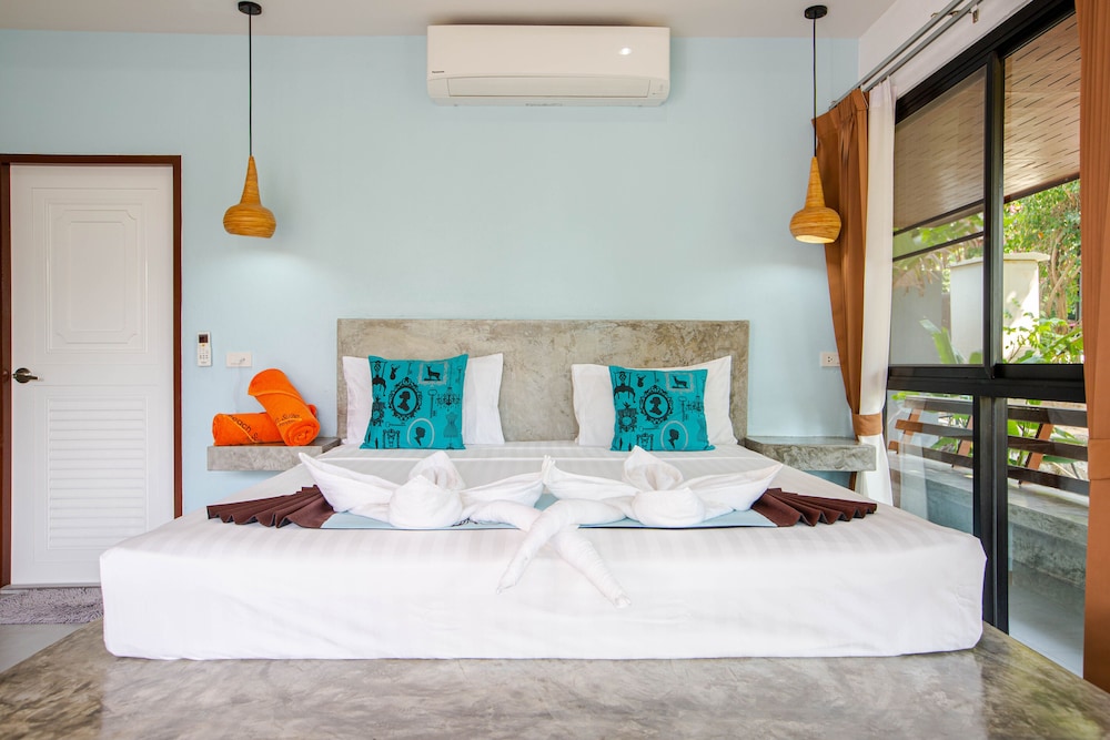 Padel Phangan Suite 9/50