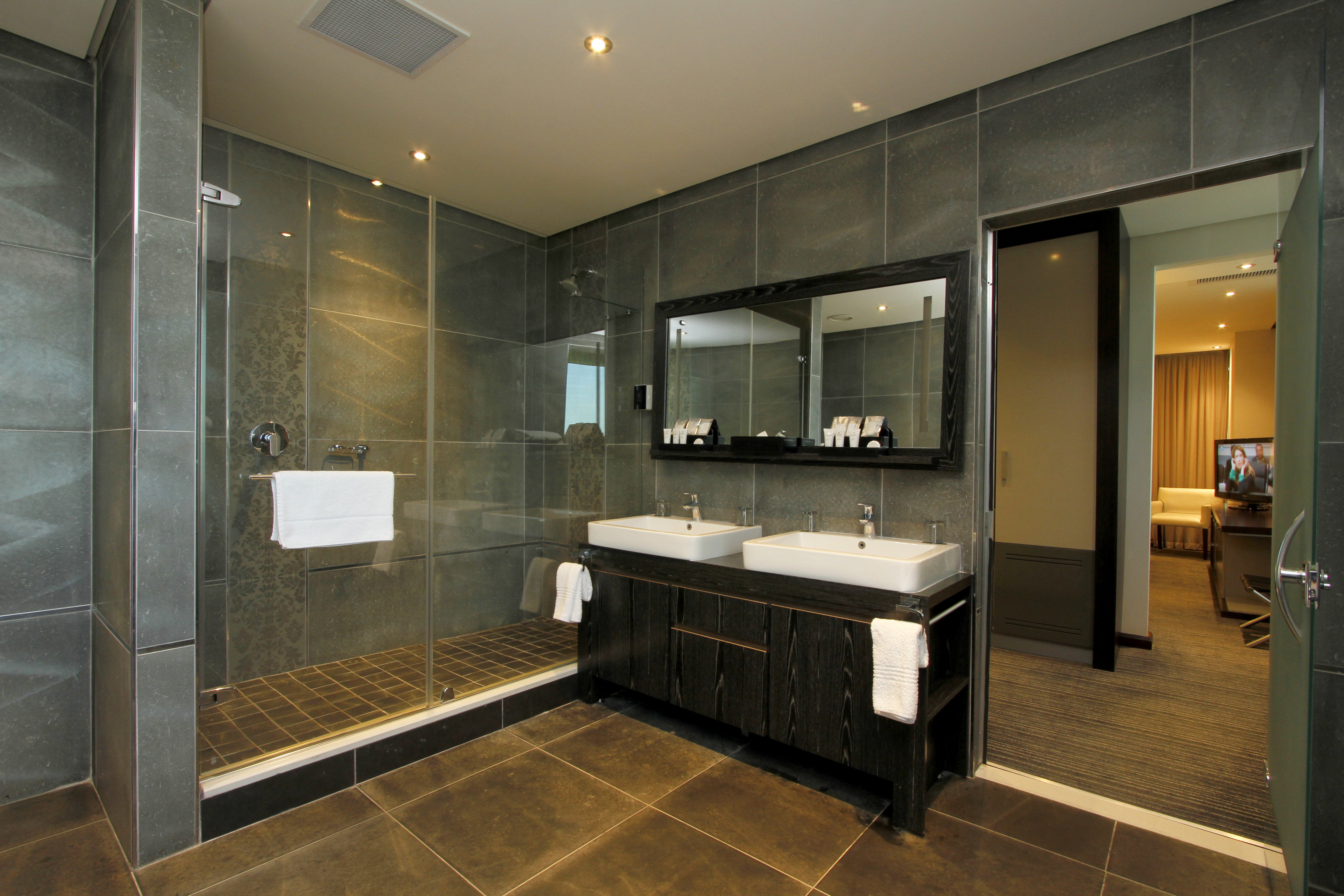 Coastlands Umhlanga Hotel 44/46