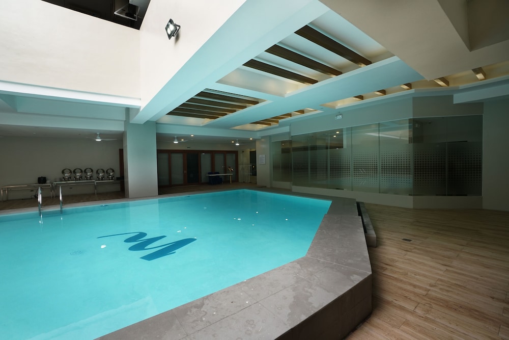 Mezzo Hotel 20/42