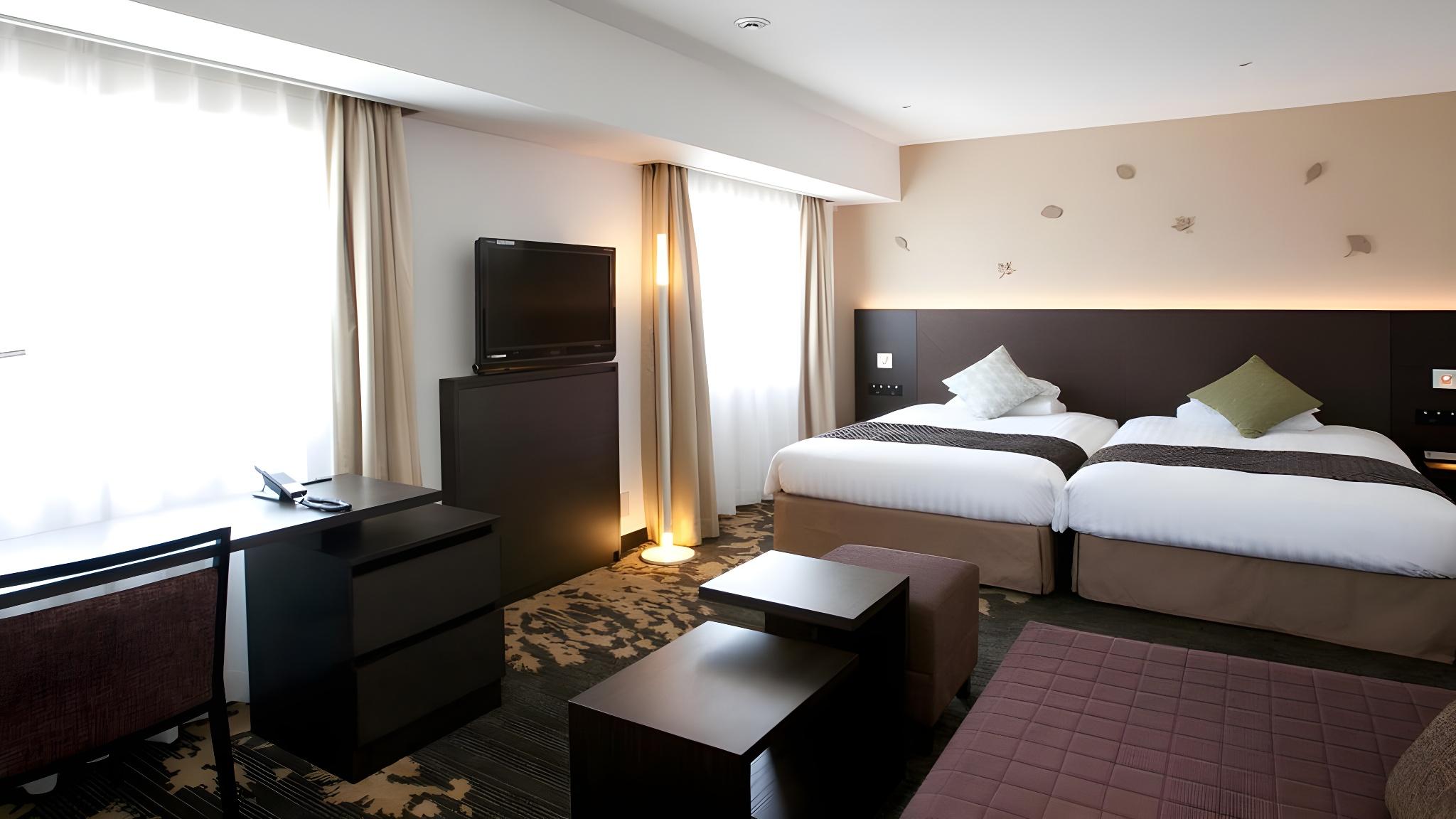 Excel, Twin Beds