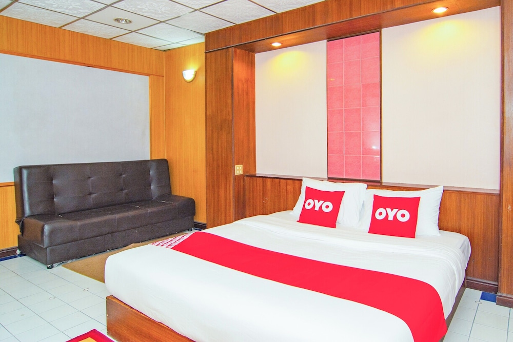 OYO 534 Phasuk Hotel 39/64