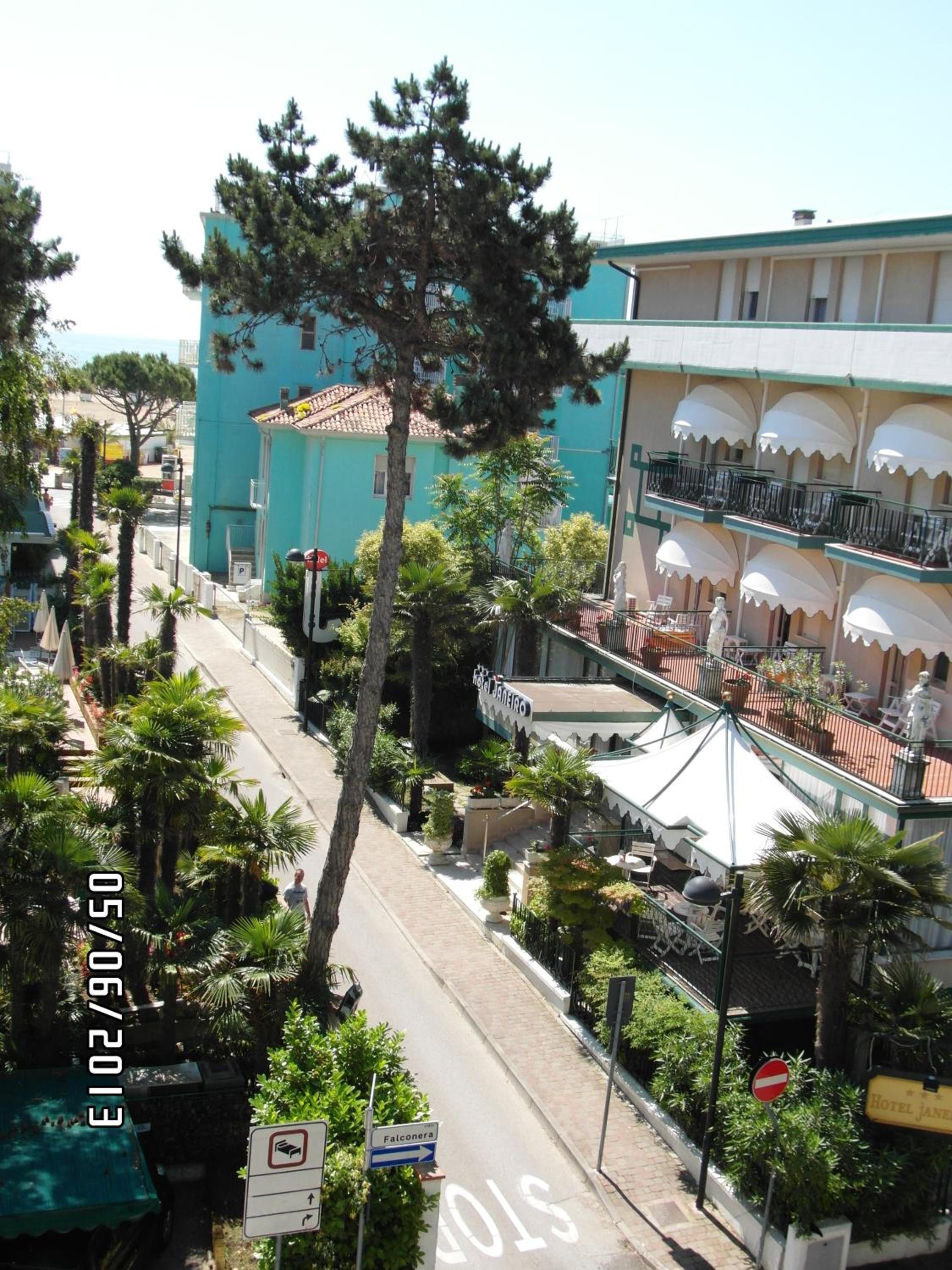 Villa Roma 2/22