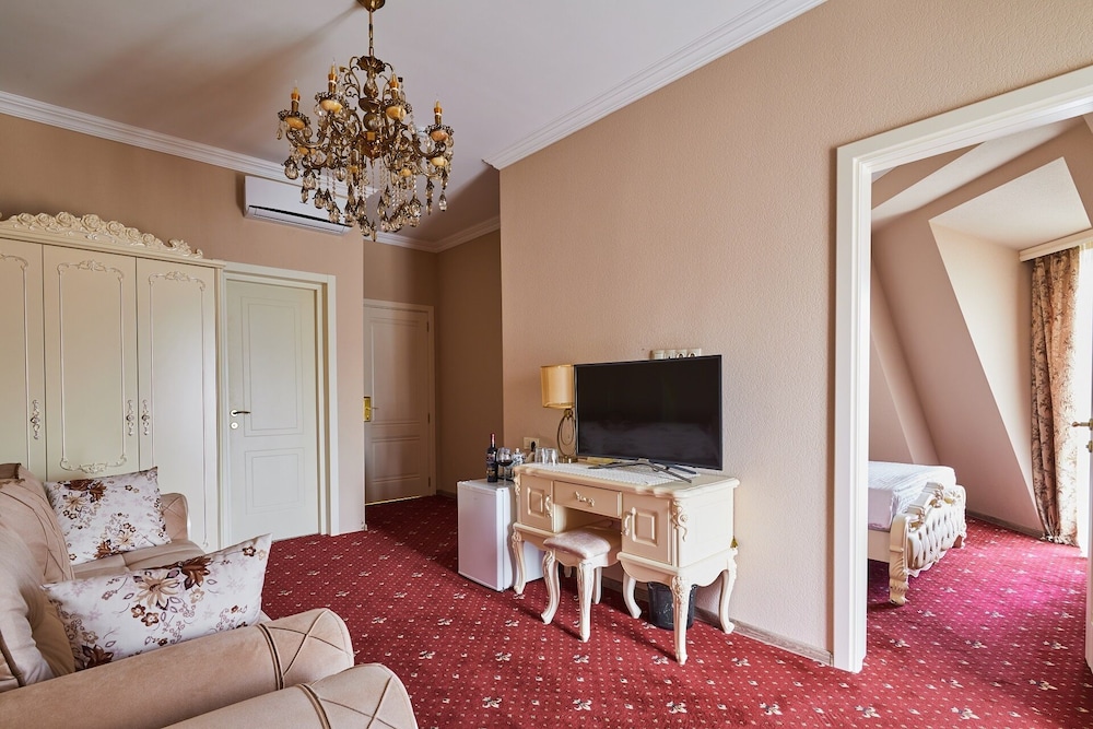 Pushkin Hotel 16/27