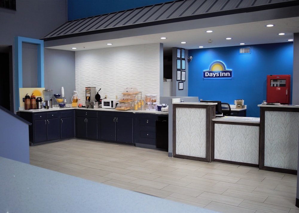 Days Inn by Wyndham Montgomery 5/29