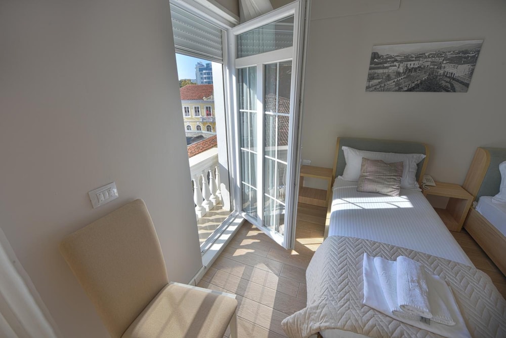 Alis Hotel 22/54