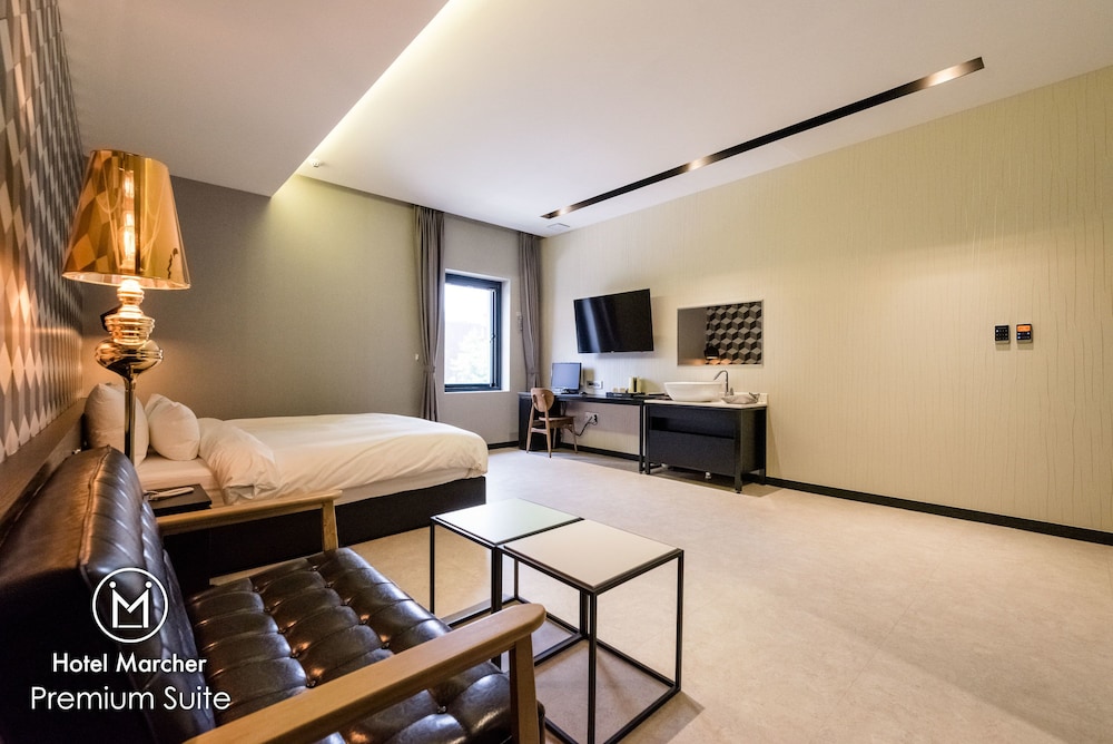 Hotel Marcher 34/76