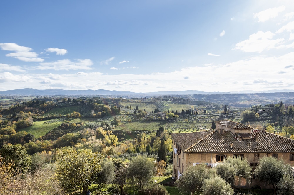 La Cisterna 43/45