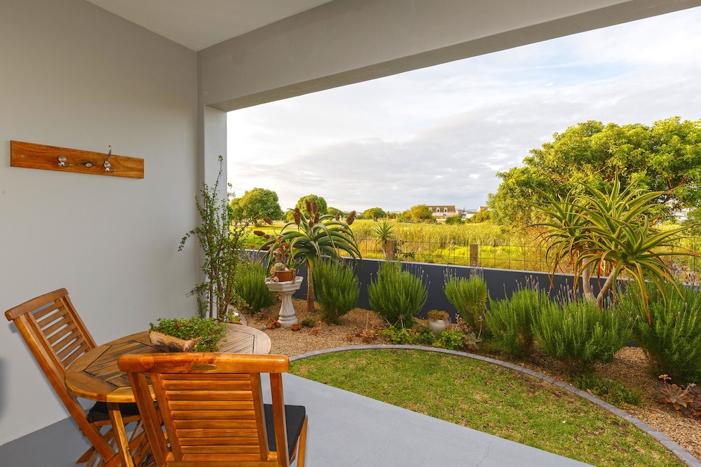 Le Mahi Guest House 43/48