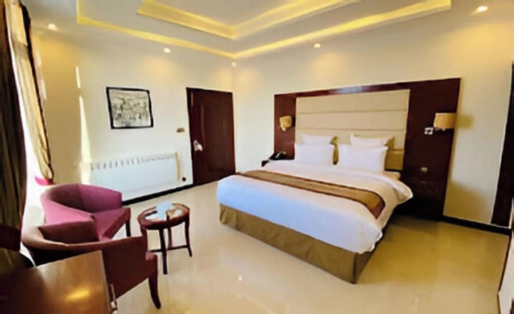 Faletti's Grand Hotel Murree 23/68
