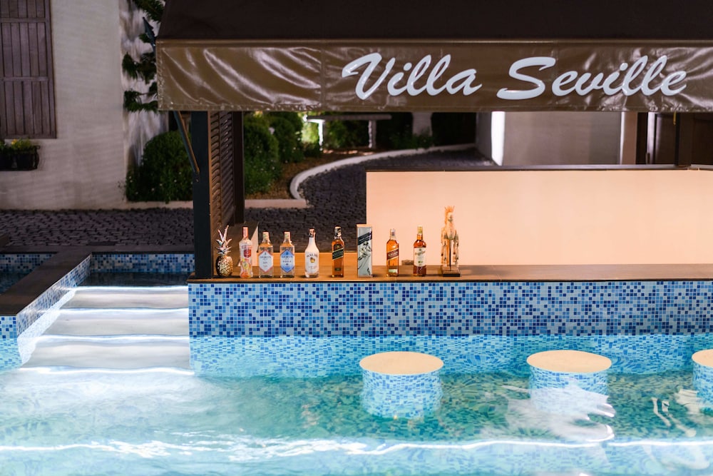 Villa Seville 39/50