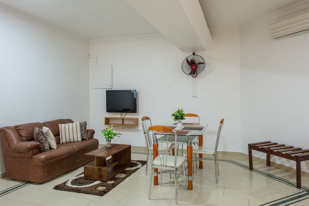 Hotel Raha Tower 39/58